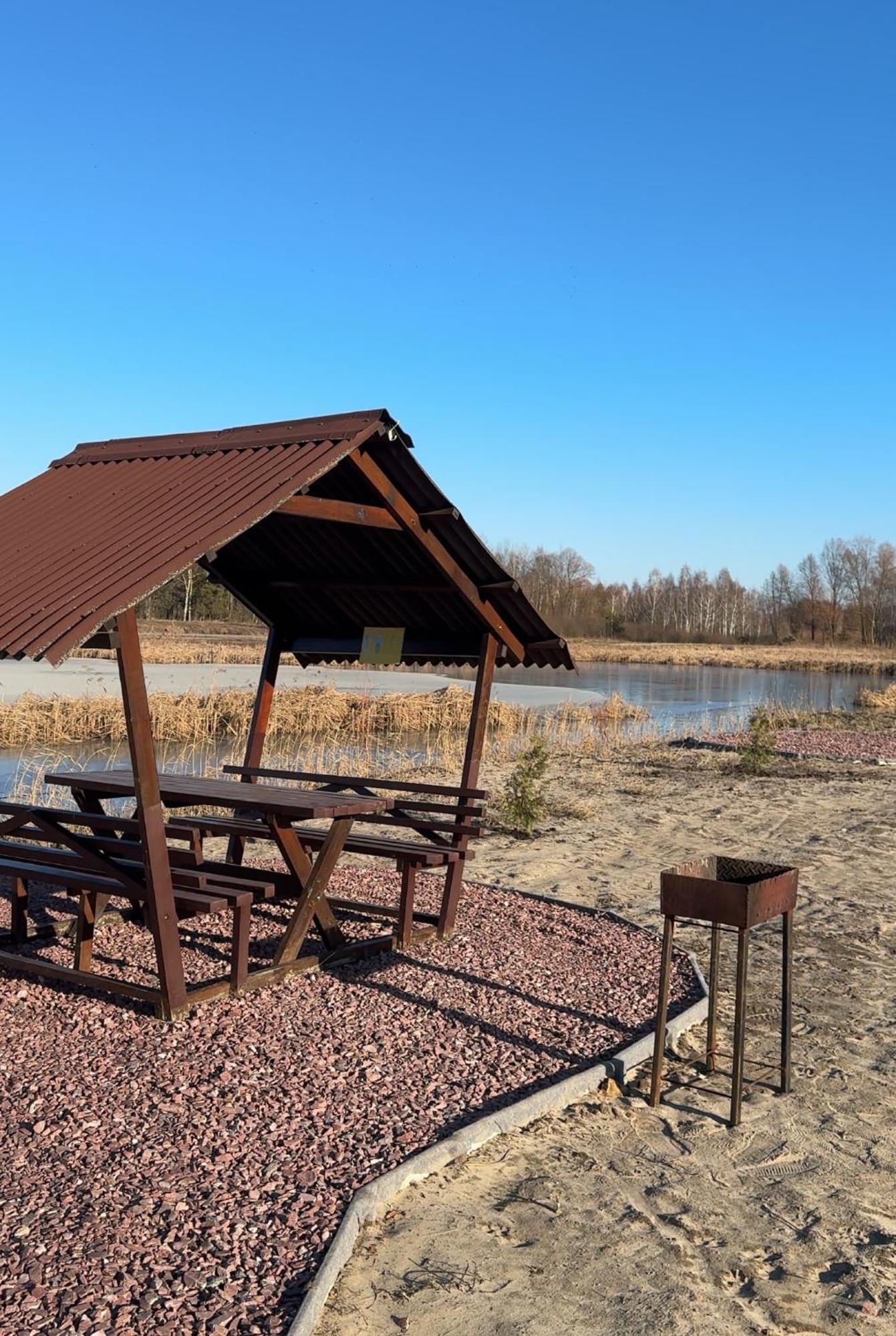 Berezovka  Sherwood Lake Hotel מראה חיצוני תמונה